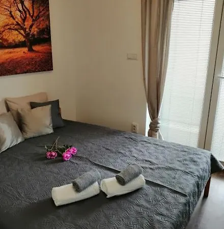 U Stribrnych 4*