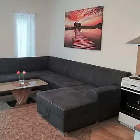 U Stribrnych Aparthotel 4*
