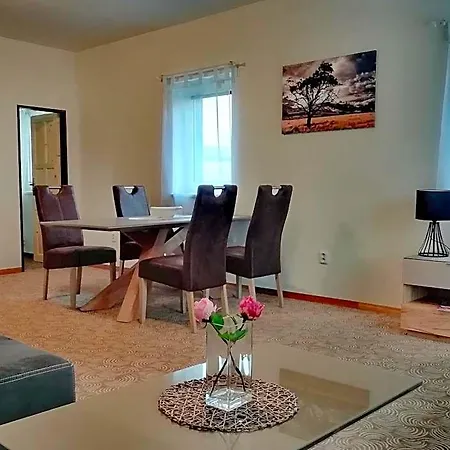 U Stribrnych Aparthotel 4*