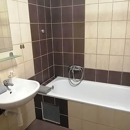 Apartahotel U Stříbrných 4*